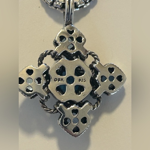 David Yurman Sterling Blue Topaz Diamond Accent Maltese Cross Pendant Box Chain - Picture 9 of 10